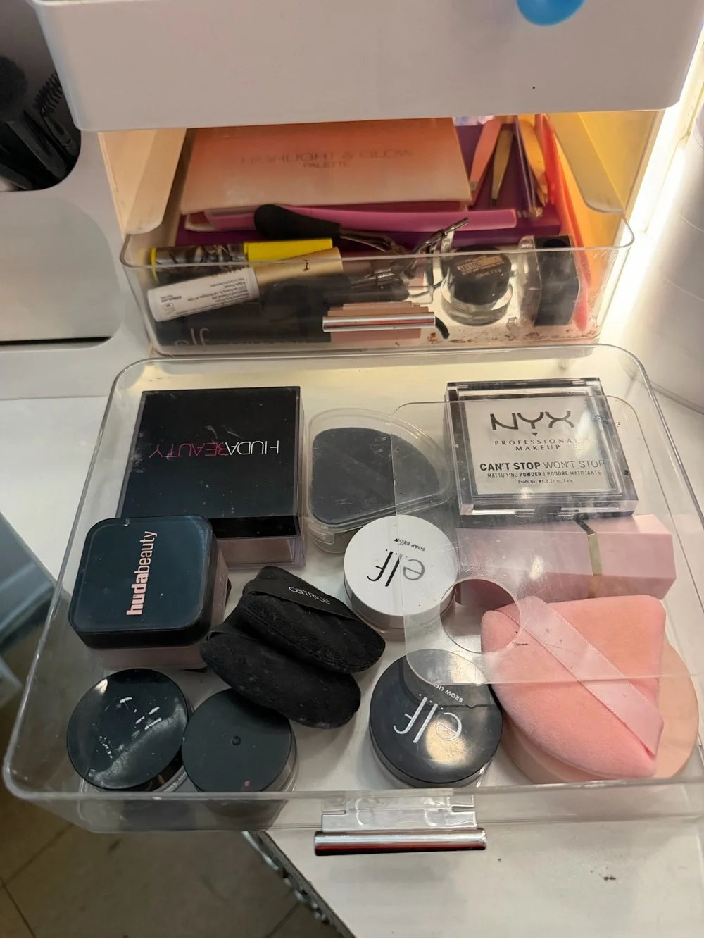 White Multi-Compartment Makeup Organizer - Compact Cosmetic Storage